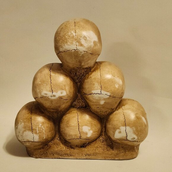 Skull Decorations Halloween Tower-Shaped Skull Decoration Haunted House Bones - Picture 4 of 6